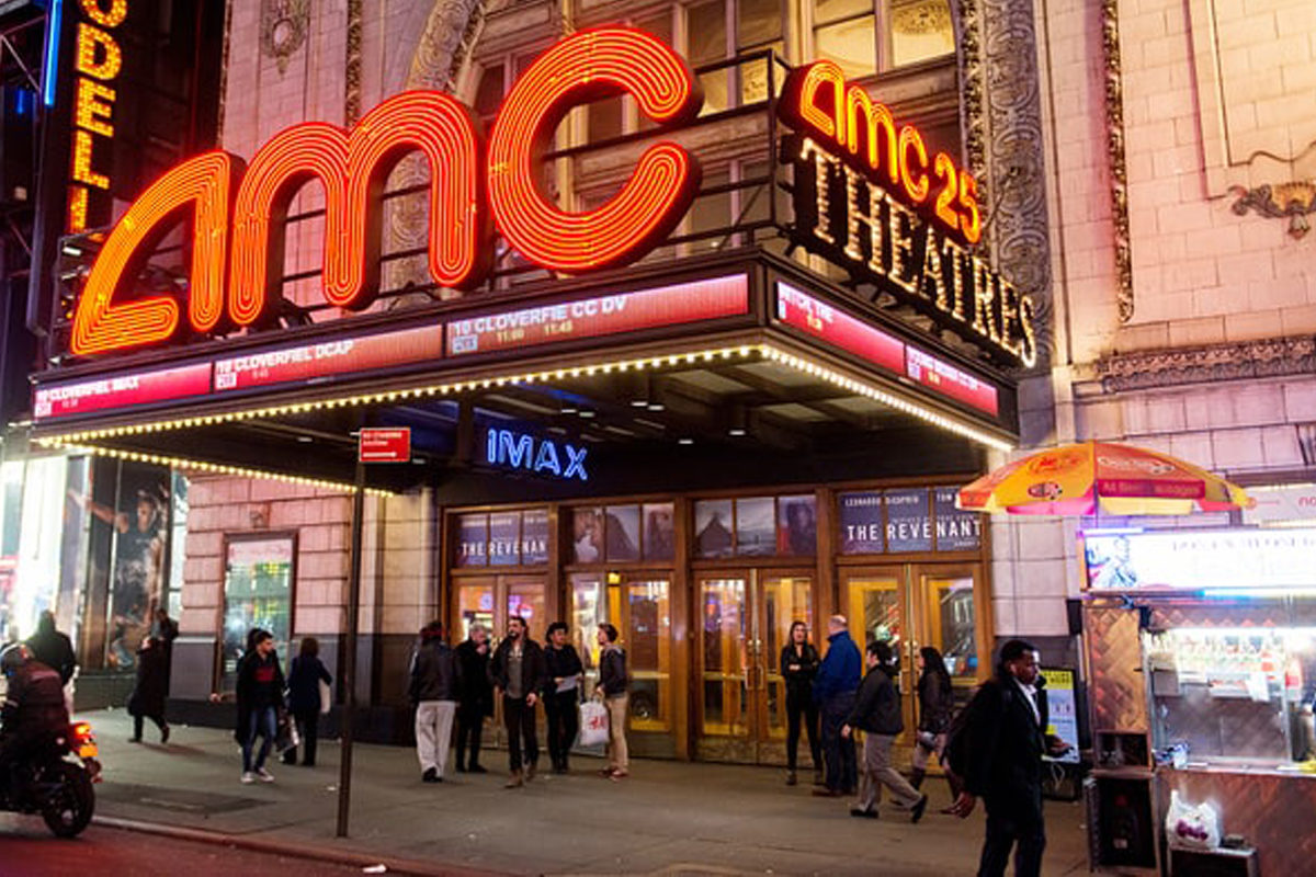 New York State Considers  A Bill to Permit In-Theater Alcohol Service